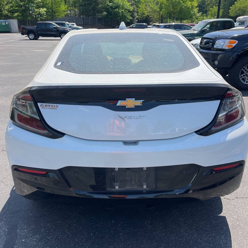 Used 2017 Chevrolet Volt Premier FWD image 4