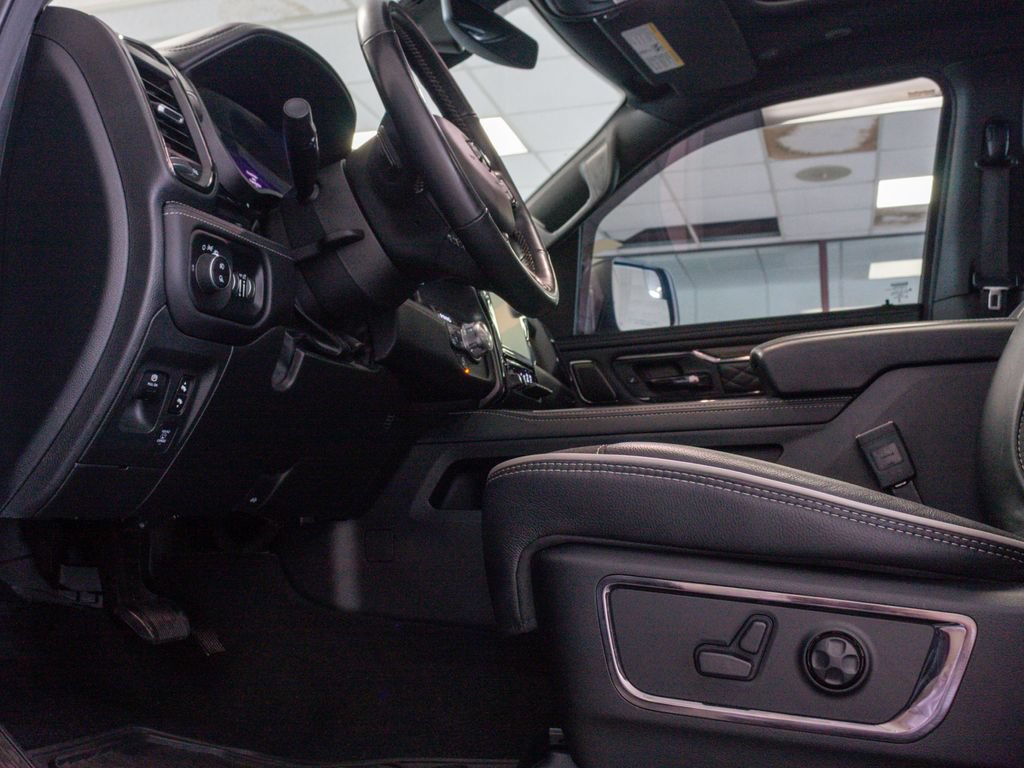 Certified 2025 RAM 1500 Limited w/ Bed Utility Group AWD/4WD image 14
