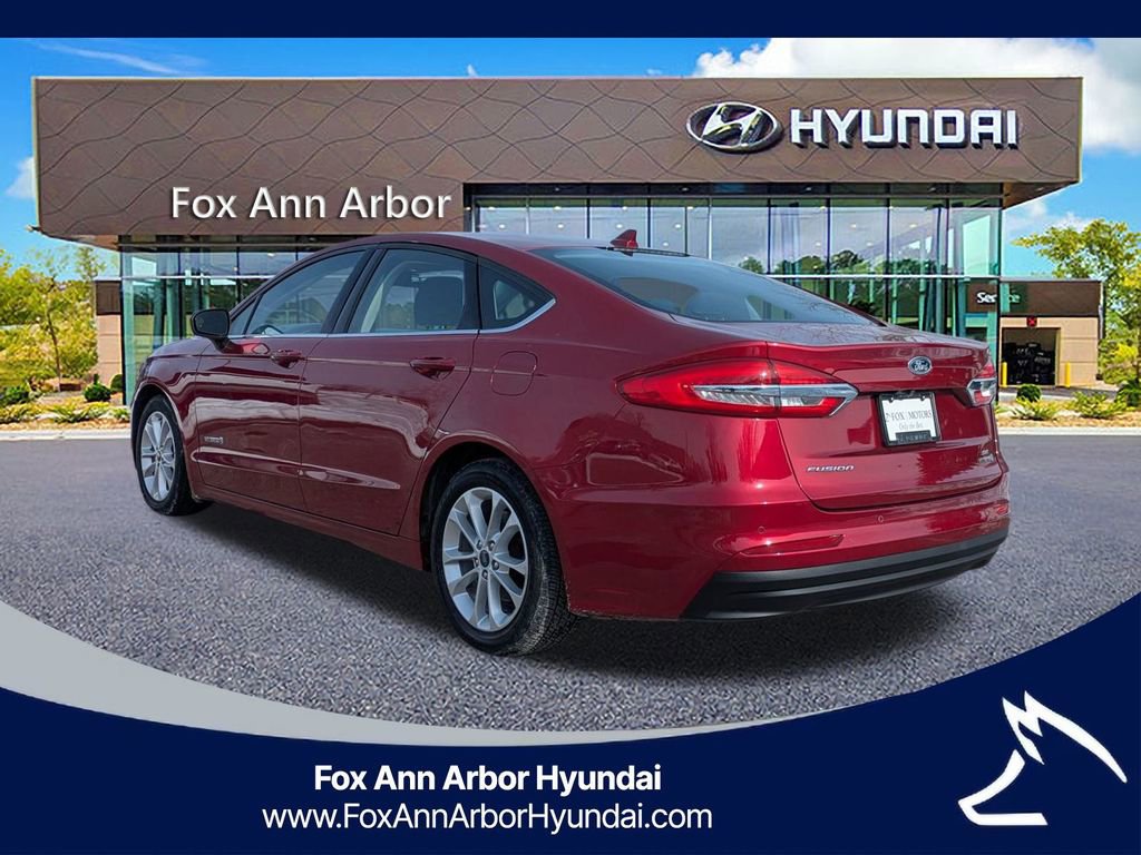 Used 2019 Ford Fusion SE image 6