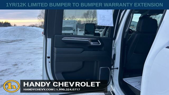 Certified 2024 Chevrolet Silverado 2500 LTZ w/ LTZ Convenience Package image 32