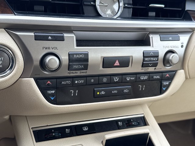 Used 2014 Lexus ES 350 w/ Luxury Package FWD image 23
