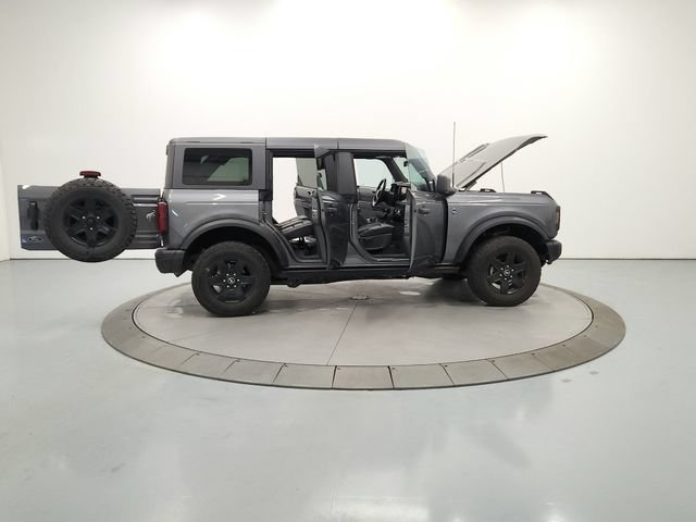 Used 2024 Ford Bronco Black Diamond AWD/4WD image 15