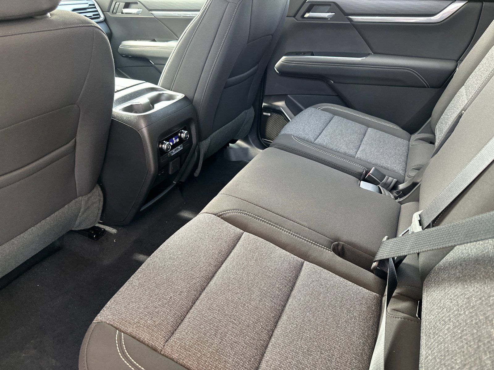 New 2026 GMC Acadia Elevation FWD image 12