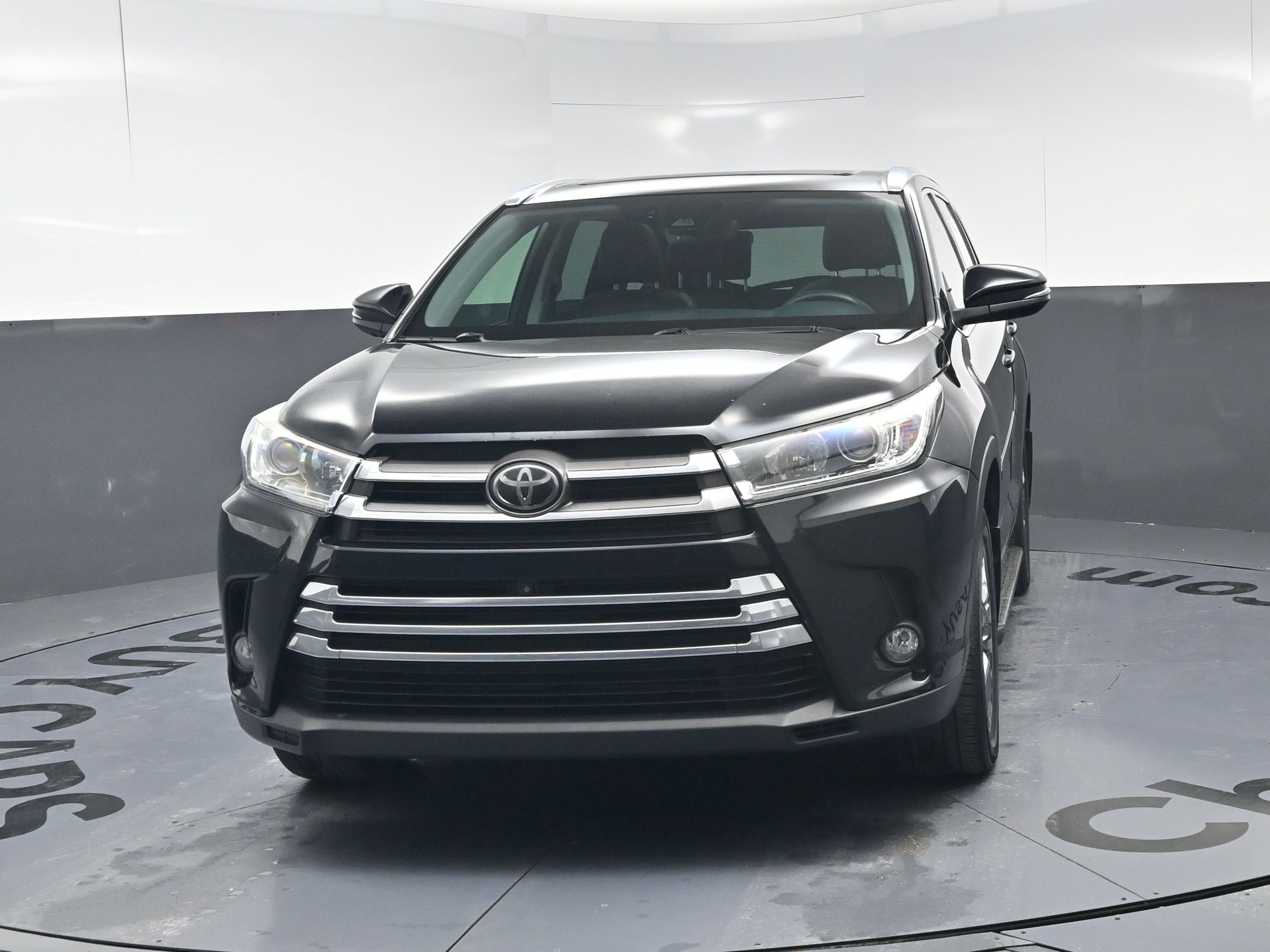 Used 2018 Toyota Highlander Limited Platinum w/ Protection Package #3 image 5