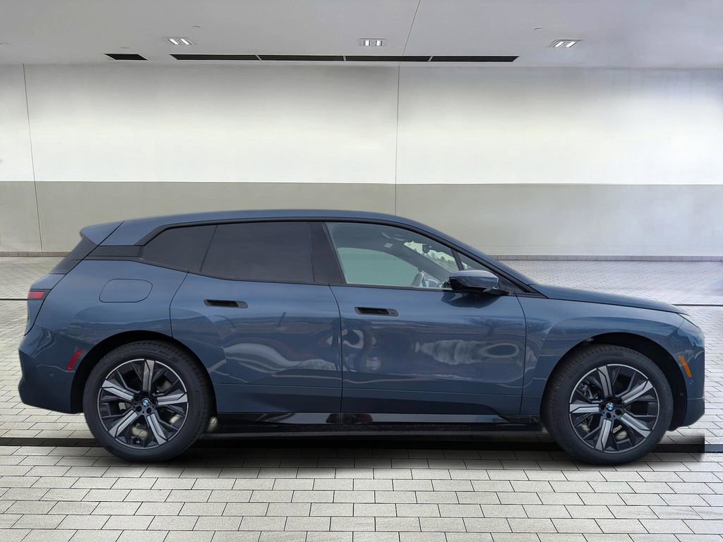 New 2026 BMW iX xDrive45 w/ Premium Package image 6