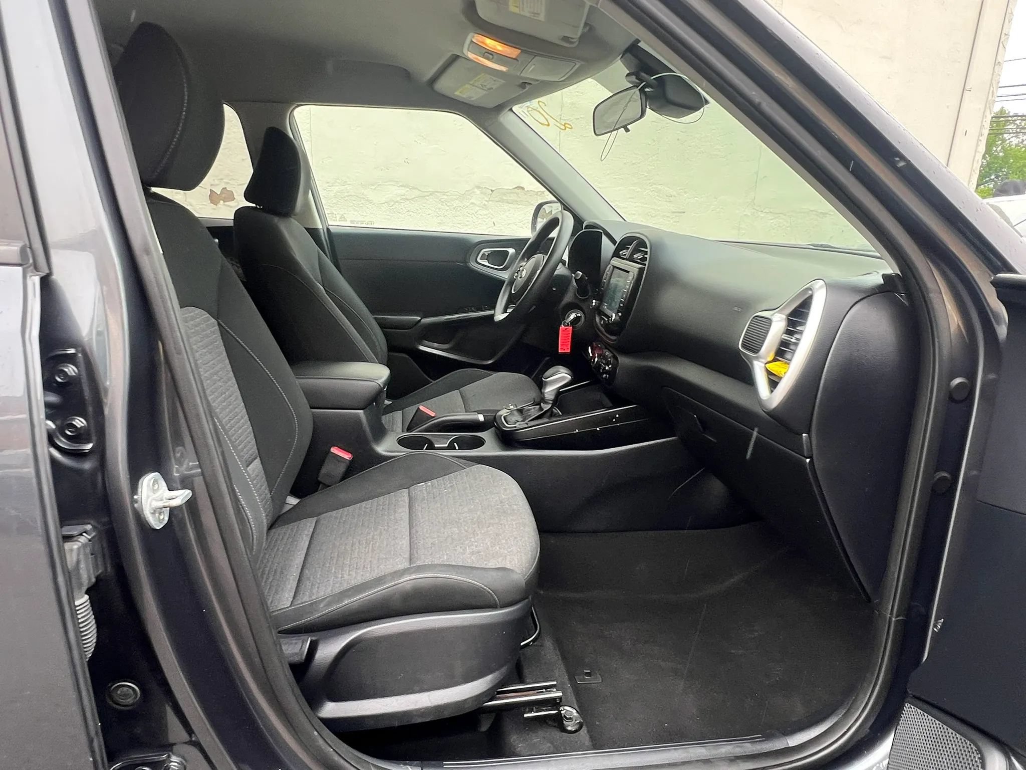 Used 2021 Kia Soul S FWD image 31
