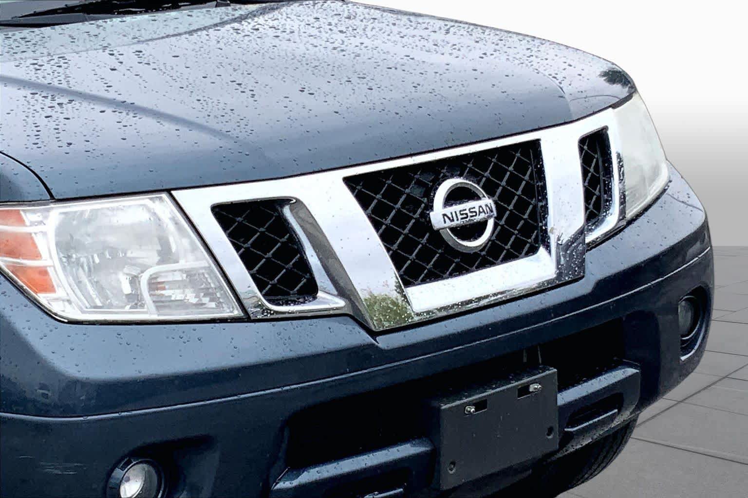 Used 2013 Nissan Frontier SV w/ SV Value Truck Pkg RWD image 26