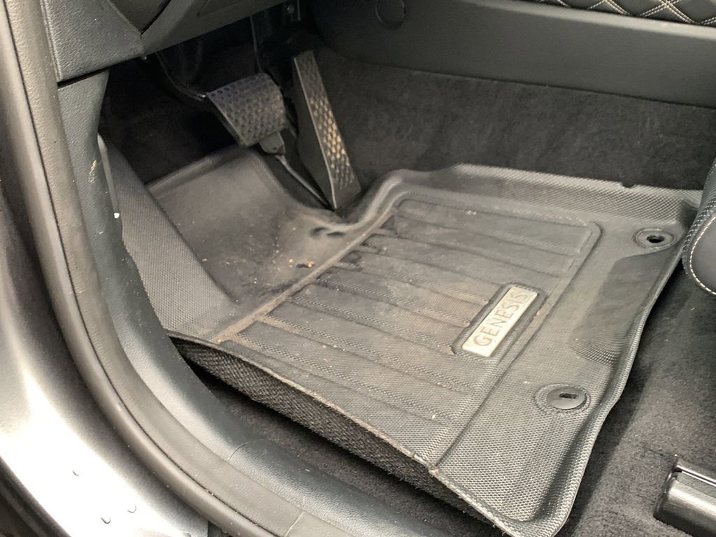 Certified 2023 Genesis GV80 3.5T w/ Winter Weather Package image 18