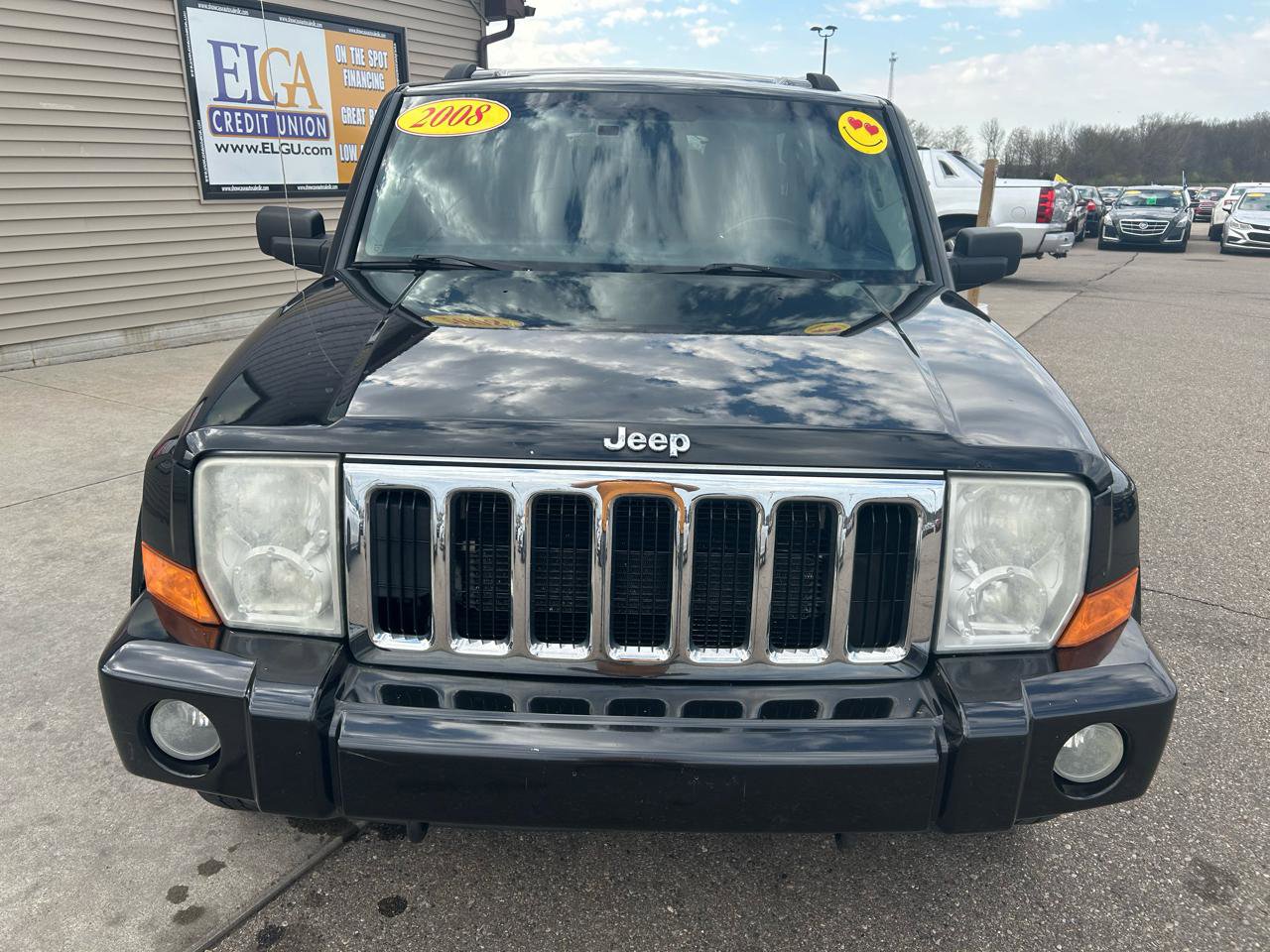 Used 2008 Jeep Commander Limited w/ Trailer Tow Group IV image 2