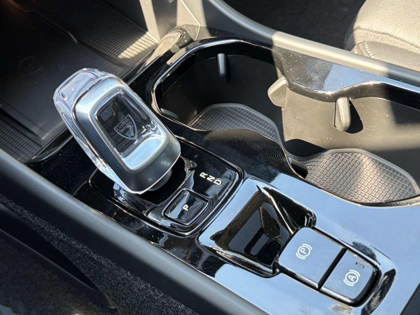 New 2026 Volvo XC40 B5 Plus w/ Climate Package AWD/4WD image 15