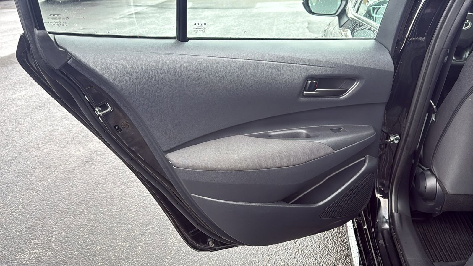 Certified 2025 Toyota Corolla LE image 17