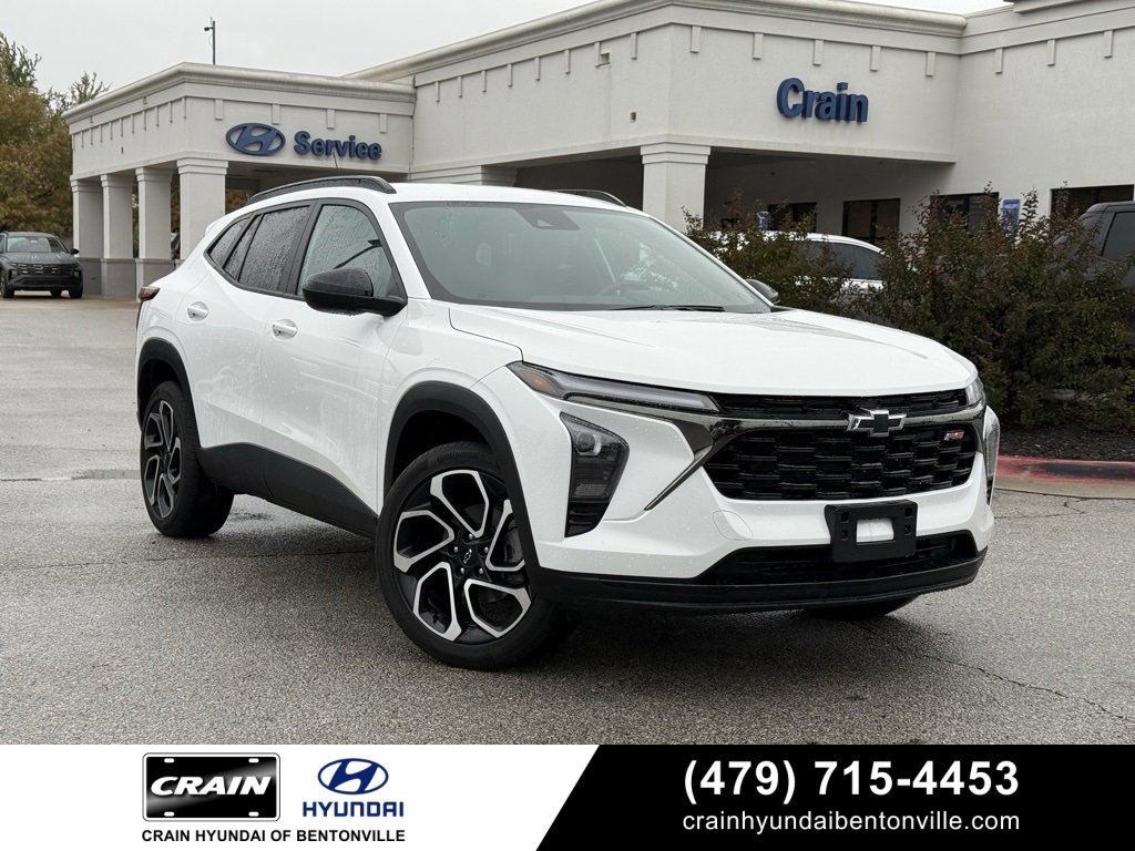 Used 2024 Chevrolet Trax RS