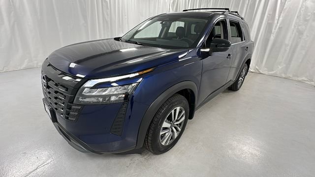 New 2026 Nissan Pathfinder SL image 7