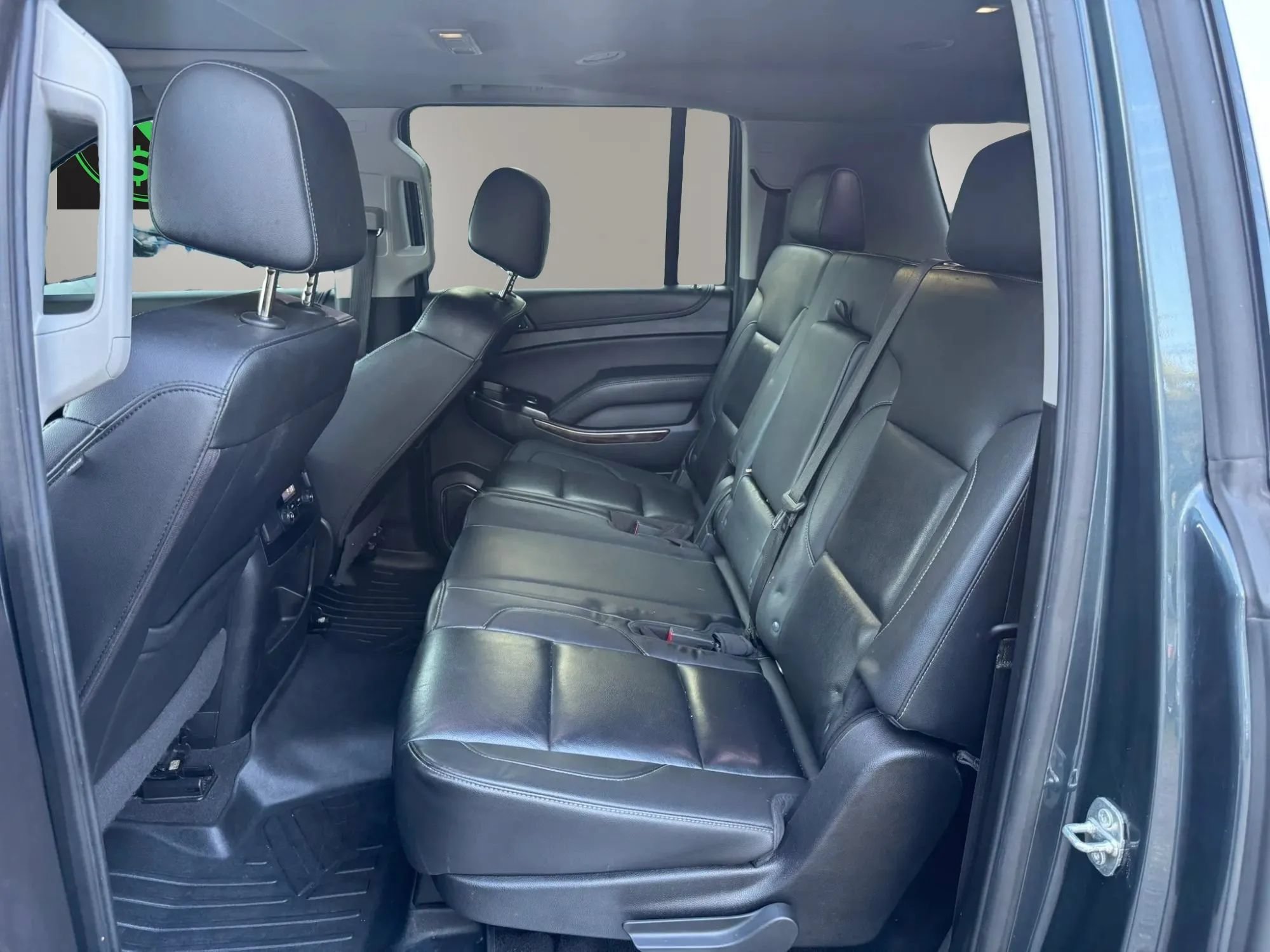 Used 2020 Chevrolet Suburban LT AWD/4WD image 25