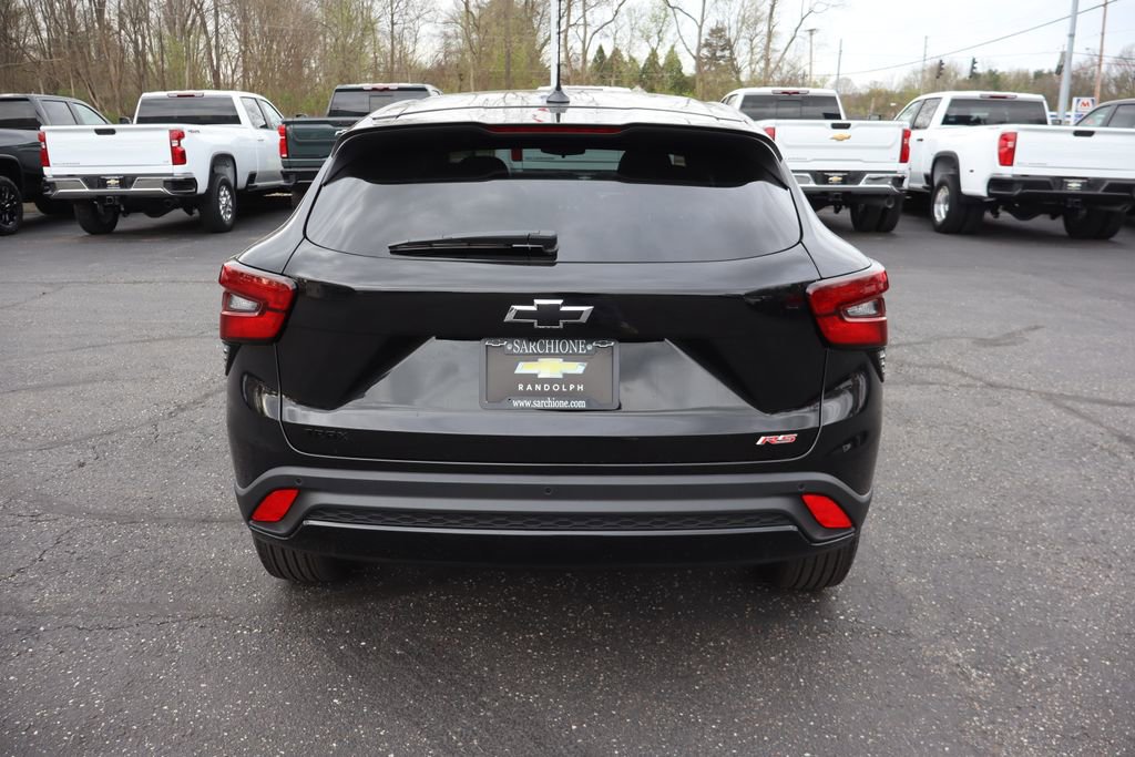 New 2026 Chevrolet Trax RS w/ Sunroof Package image 25