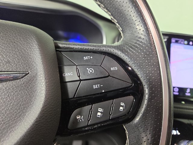 Used 2021 Chrysler Pacifica Limited w/ Uconnect Theater Family Group AWD/4WD image 23