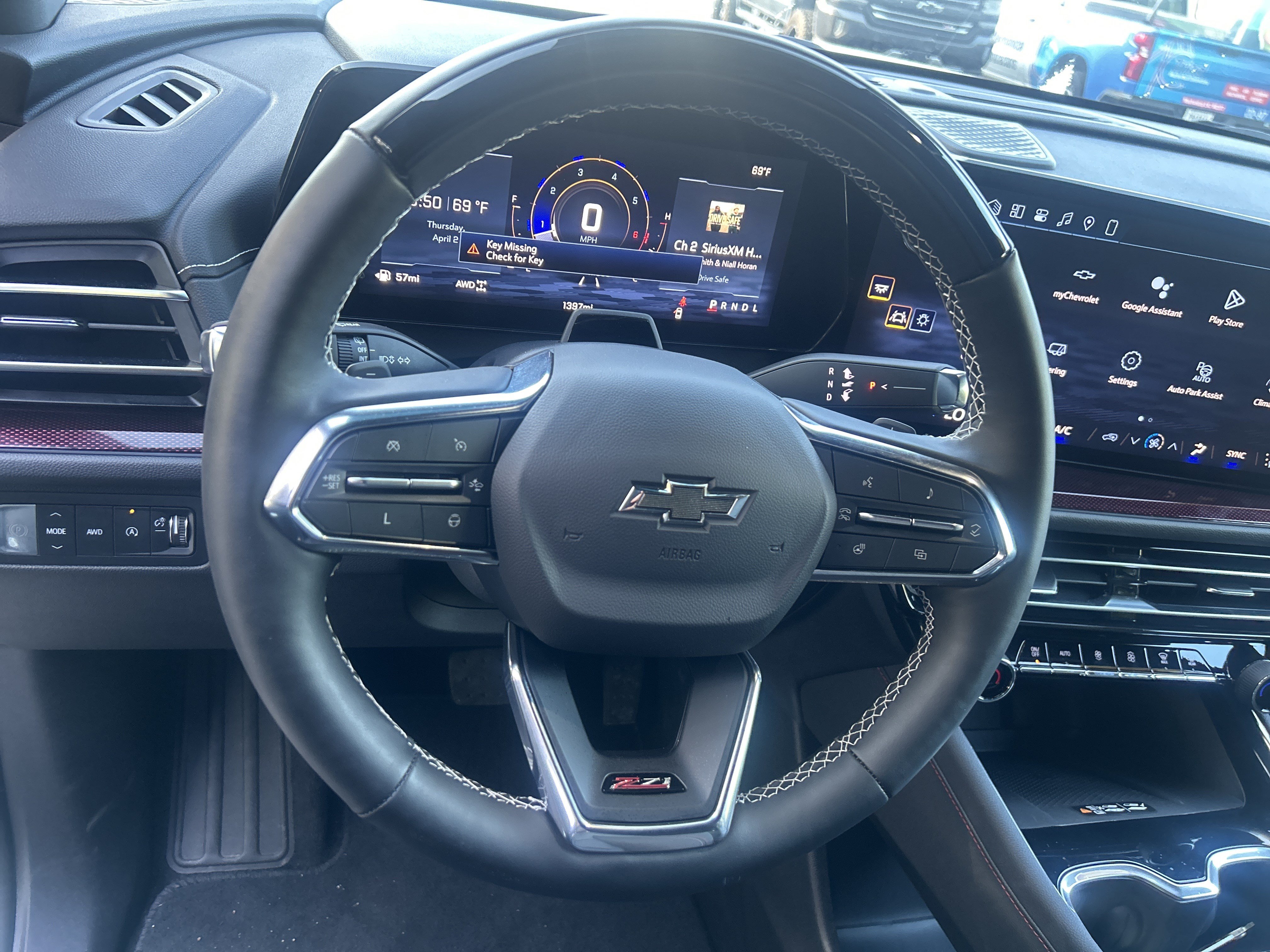 Used 2025 Chevrolet Traverse Z71 w/ Enhanced Driving Package AWD/4WD image 18