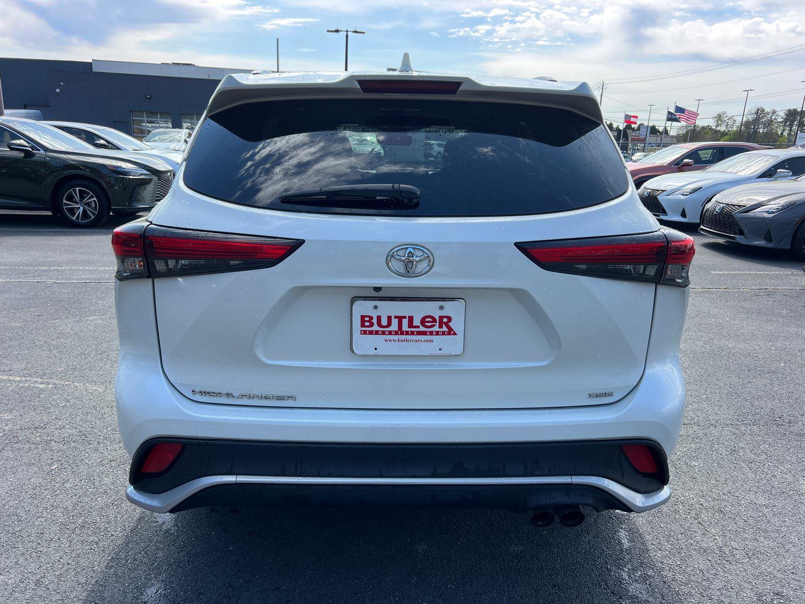 Used 2021 Toyota Highlander XSE image 7