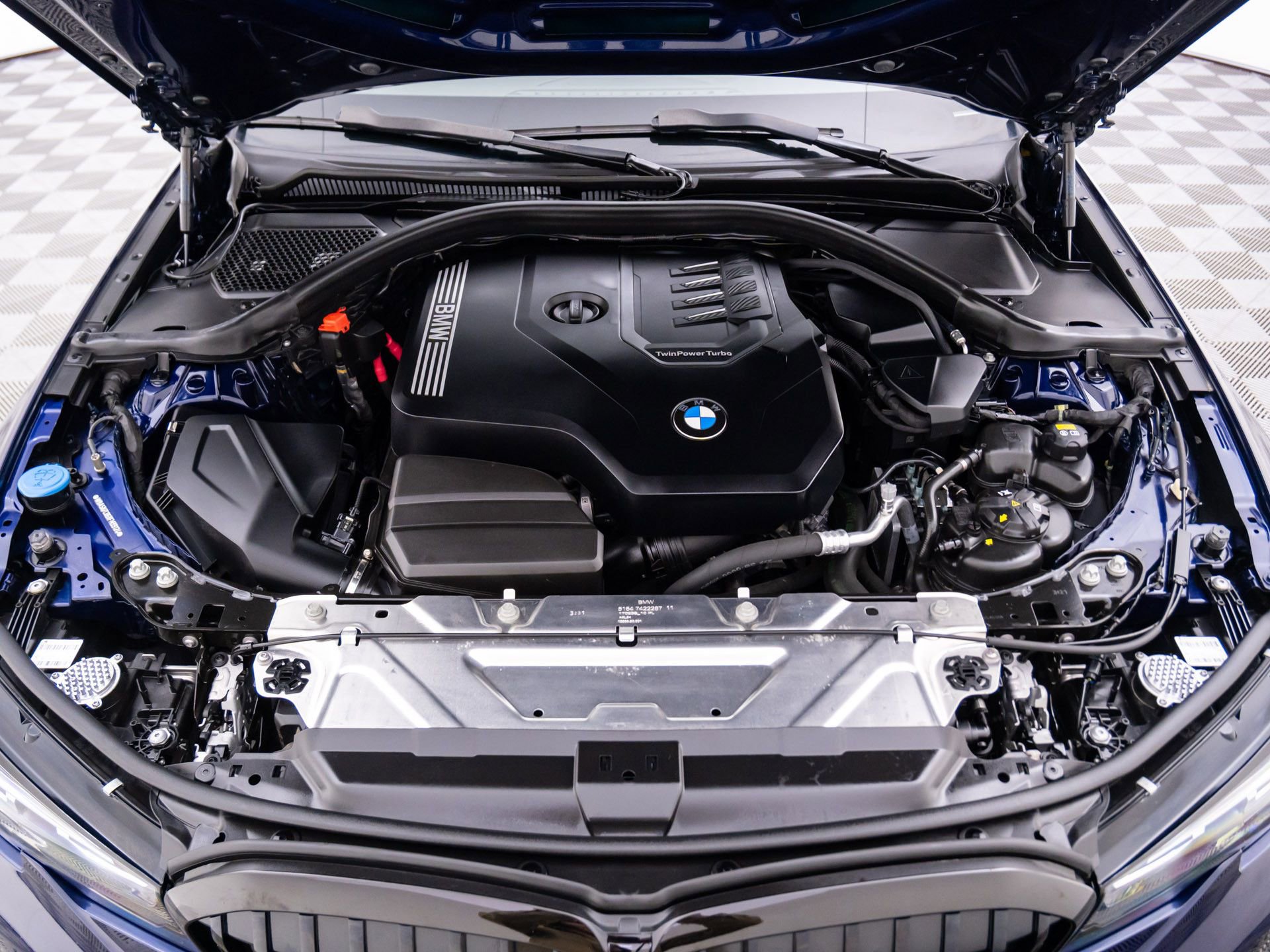 Certified 2022 BMW 330i xDrive Sedan w/ M Sport Package image 30