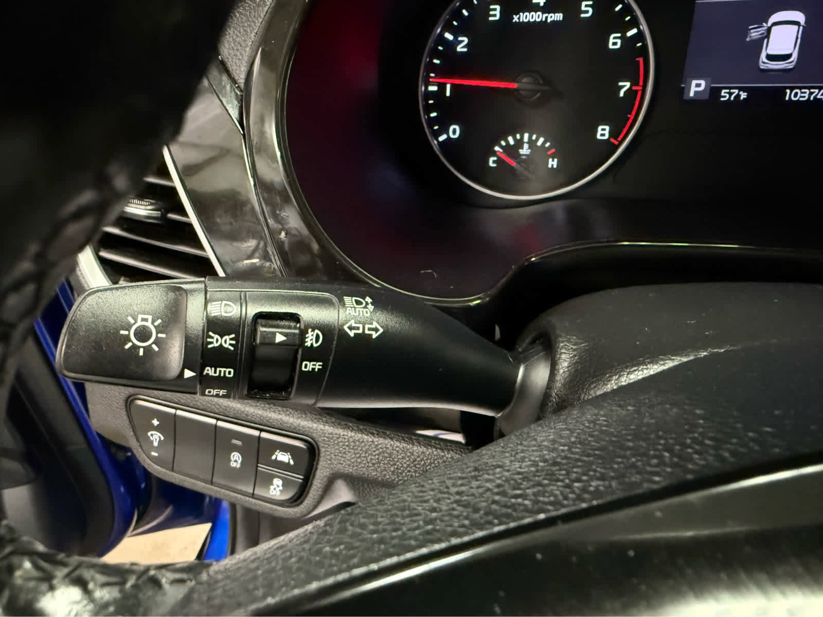 Used 2022 Kia Seltos EX image 16