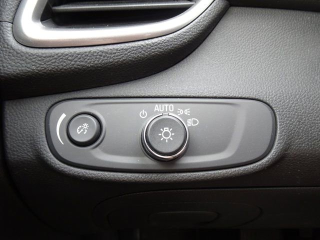 Used 2022 Chevrolet Trax LS w/ Tint and Cruise Package image 24