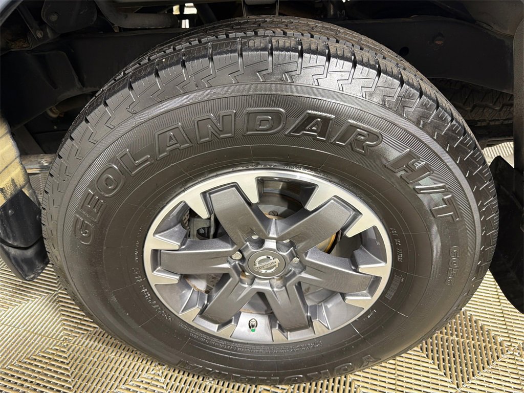 Used 2018 Nissan Frontier SV image 19