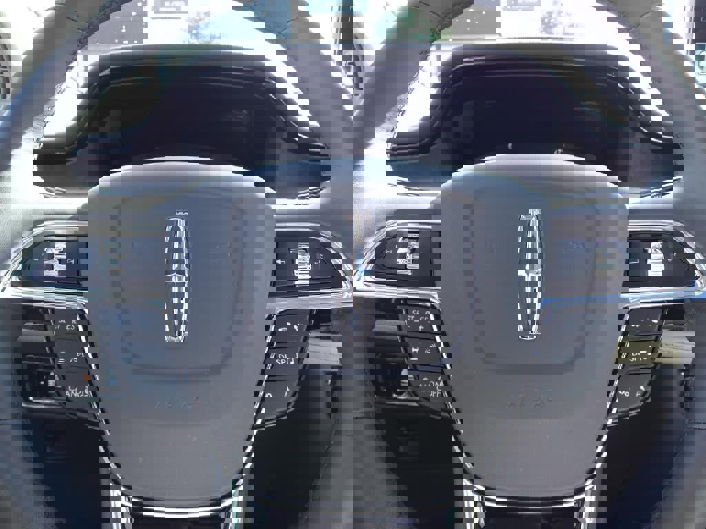 New 2023 Lincoln Nautilus Reserve w/ Equipment Group 202A image 49