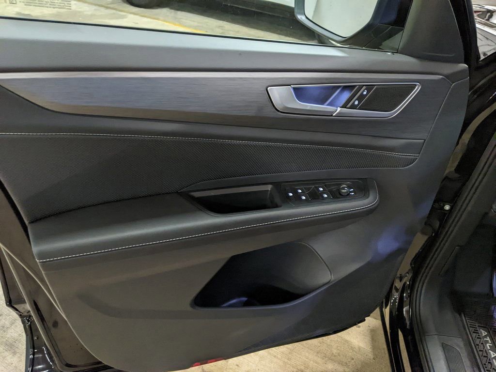 New 2026 Volkswagen Atlas Cross Sport SE image 9