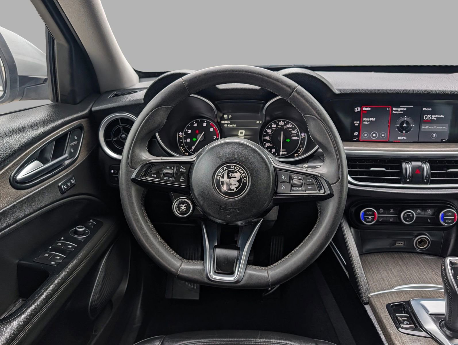 Used 2020 Alfa Romeo Stelvio Ti AWD/4WD image 39