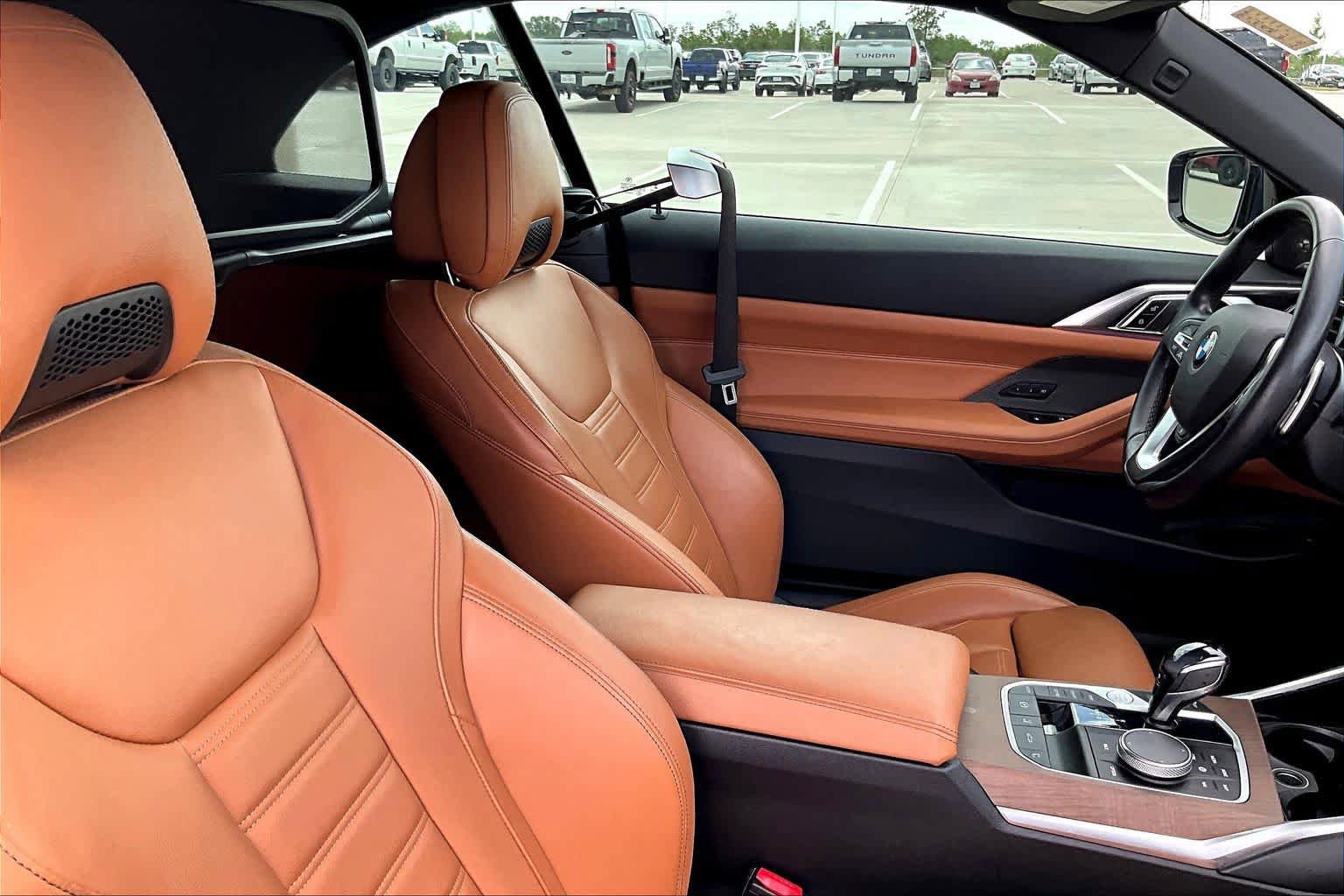 Used 2021 BMW 430i Convertible image 9