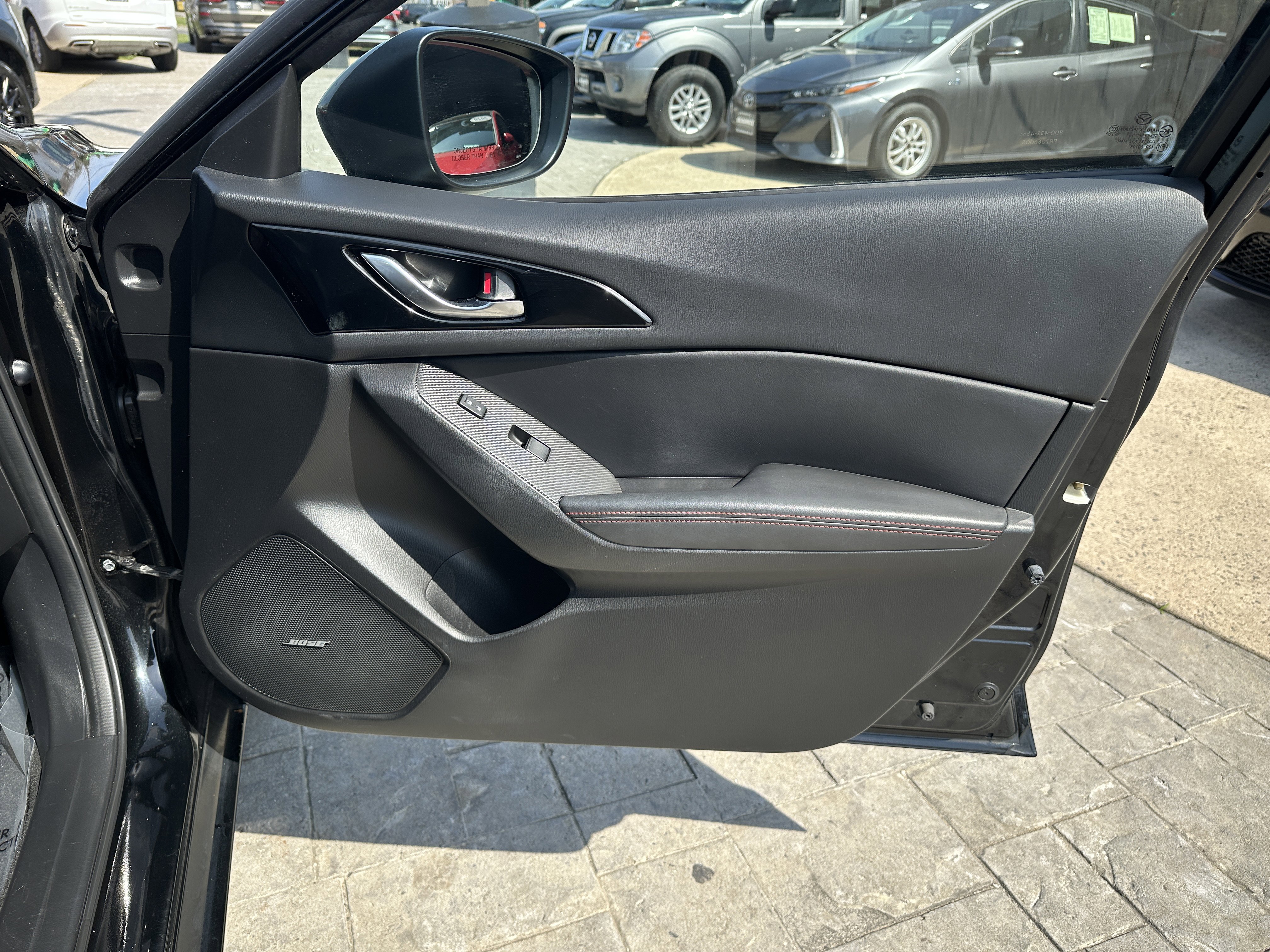 Used 2016 MAZDA MAZDA3 s Touring image 33