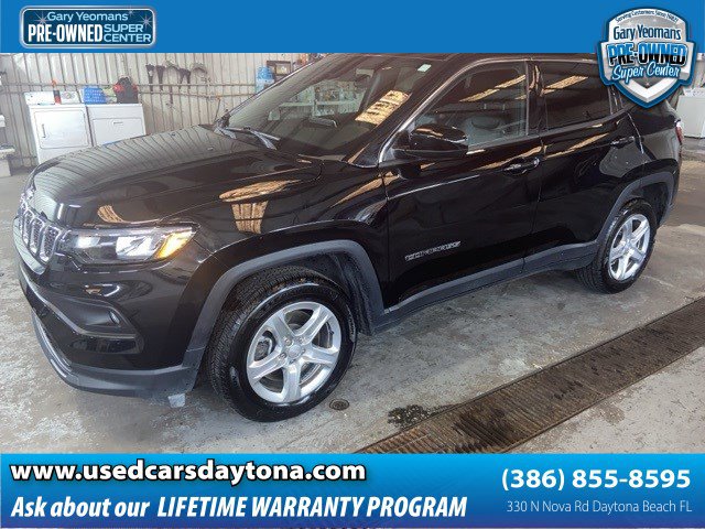 Used 2024 Jeep Compass Latitude image 1