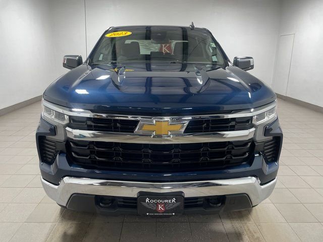 Used 2023 Chevrolet Silverado 1500 LT image 2