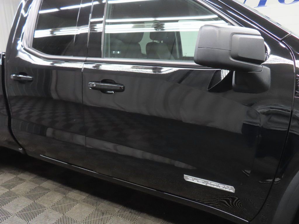 Used 2025 GMC Sierra 1500 Elevation image 30