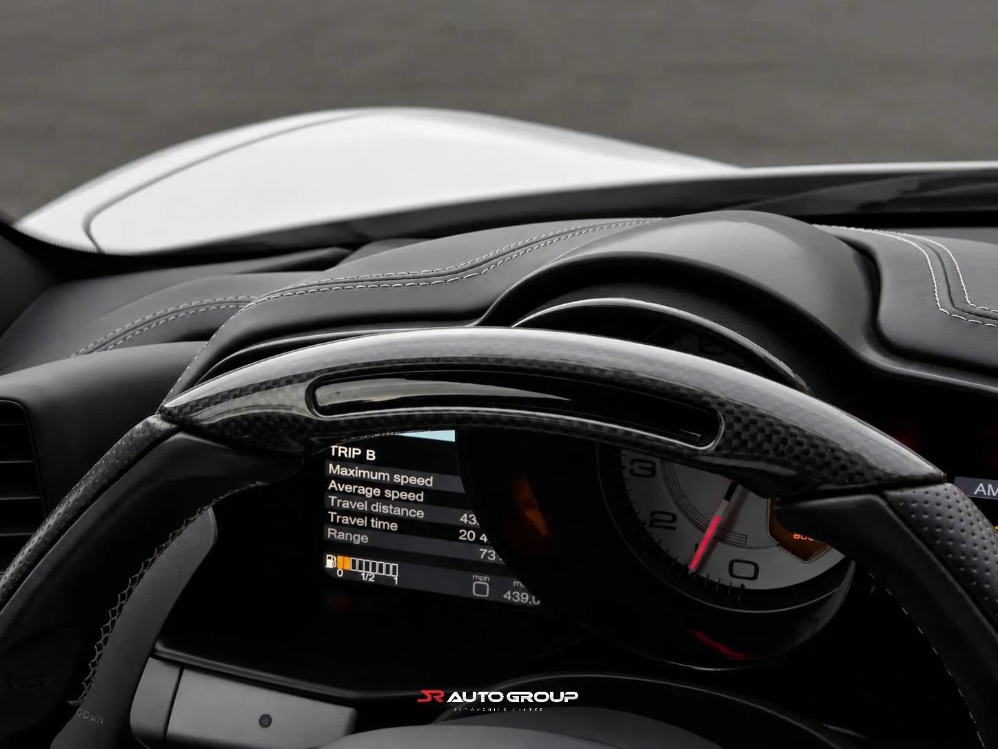 Used 2015 Ferrari 458 Italia Coupe RWD image 29