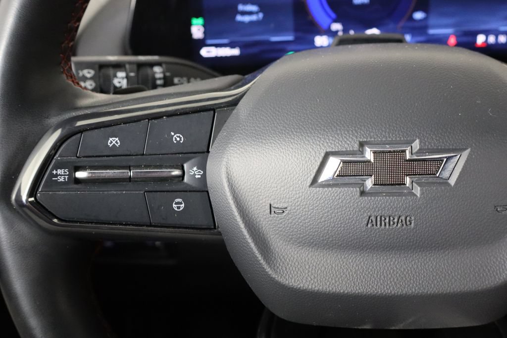Used 2024 Chevrolet Equinox EV RS FWD image 8