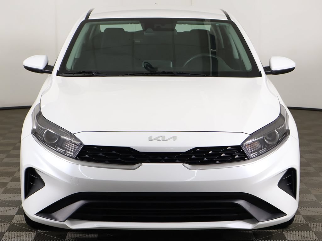 Used 2022 Kia Forte LXS FWD image 9