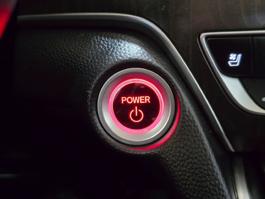 Used 2020 Honda Accord Touring image 18