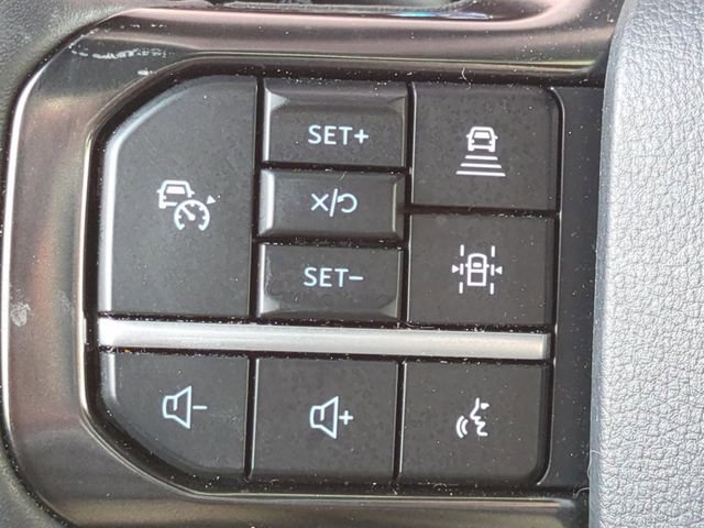 Used 2024 Ford Expedition Platinum AWD/4WD image 22