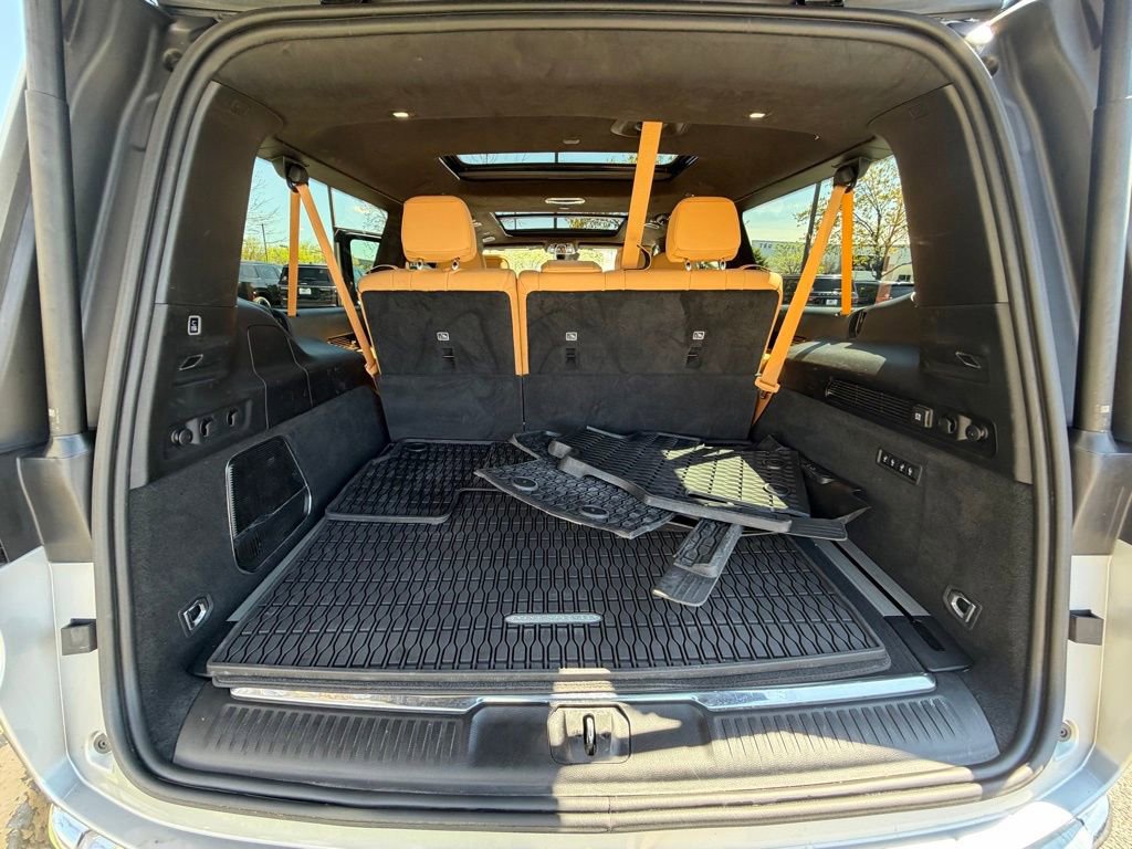 Certified 2025 Jeep Grand Wagoneer L Series III w/ Rear Seat Video Group 1 image 43