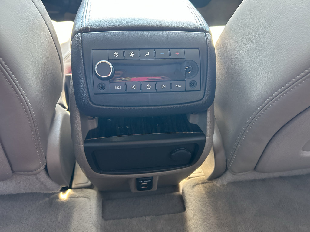 Used 2015 GMC Acadia Denali image 14