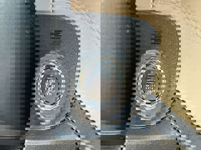 Used 2020 Subaru Outback Limited image 11