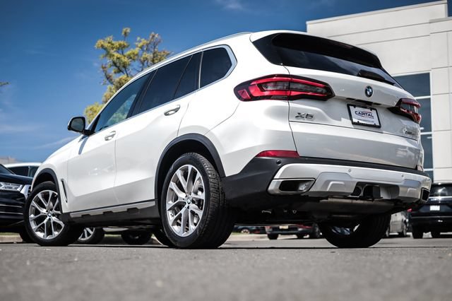 Used 2022 BMW X5 xDrive40i AWD/4WD image 2