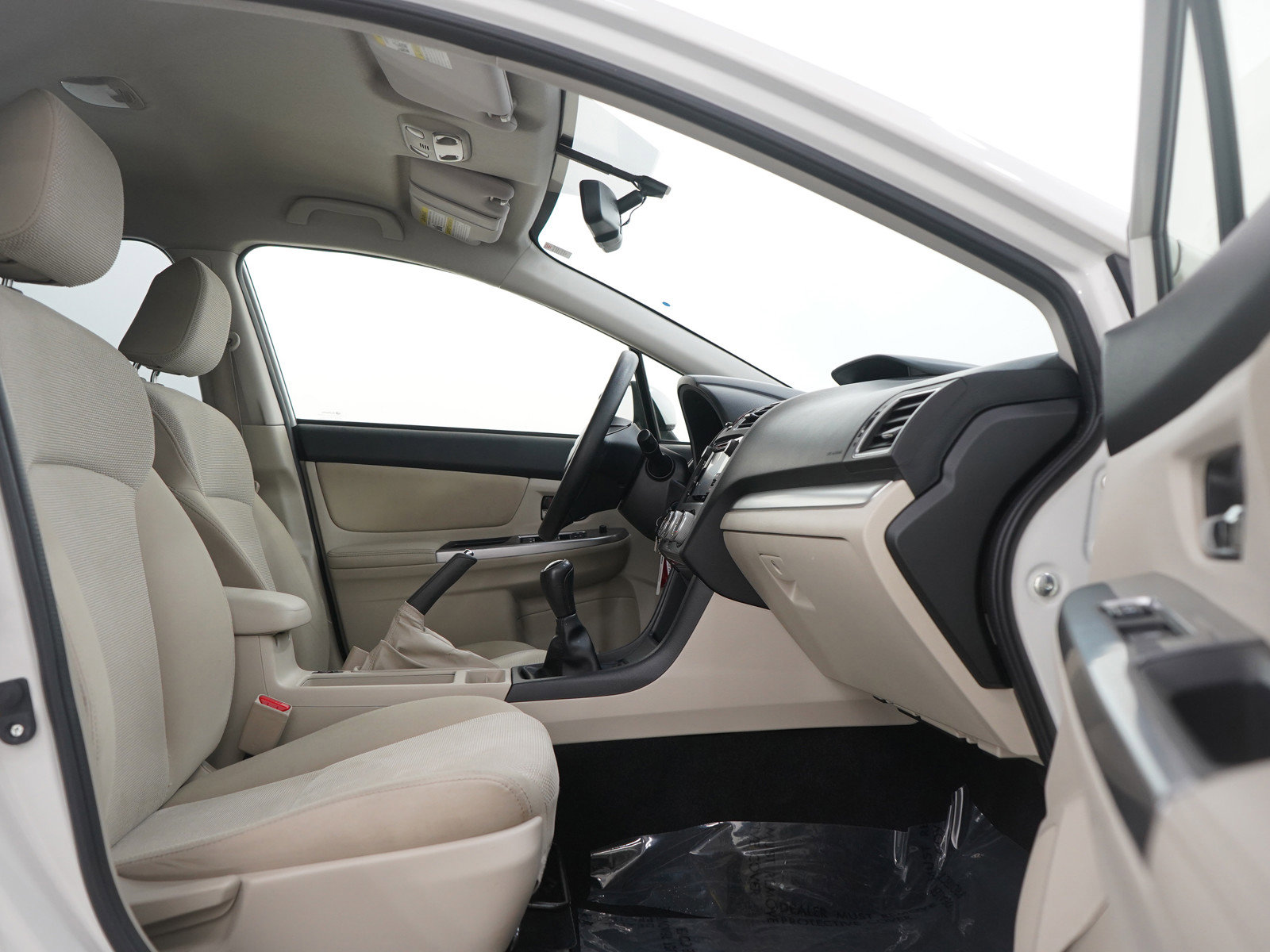 Used 2015 Subaru Crosstrek 2.0i Premium image 12