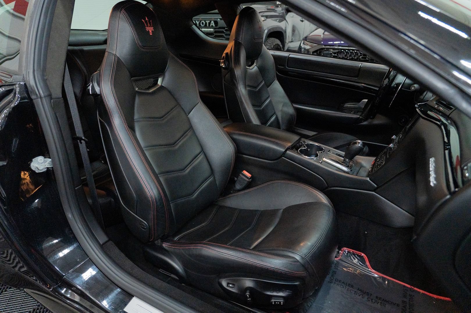 Used 2014 Maserati GranTurismo Sport RWD image 27