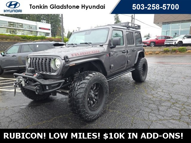 Used 2025 Jeep Wrangler Rubicon image 3