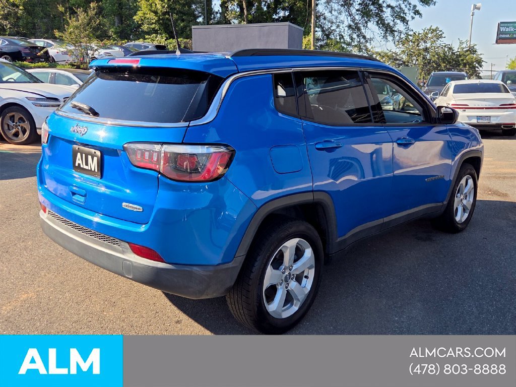 Used 2019 Jeep Compass Latitude FWD image 13