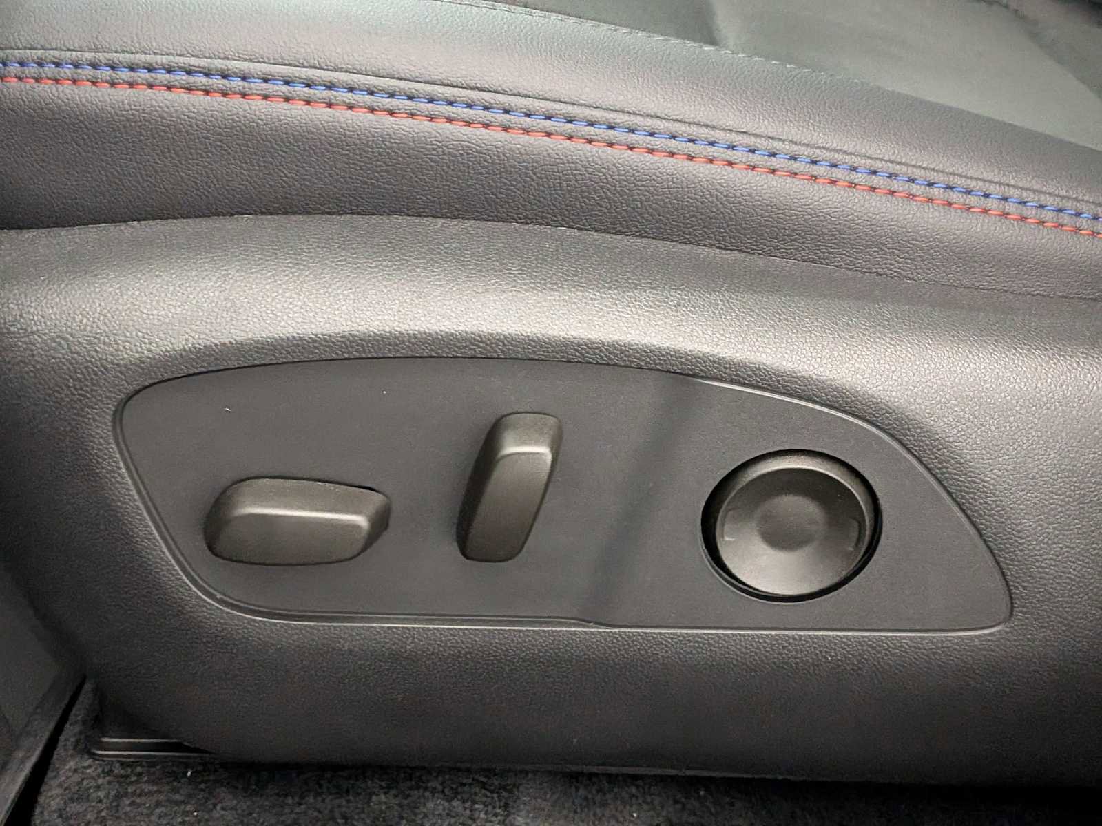 New 2026 Chevrolet Blazer EV RS image 18