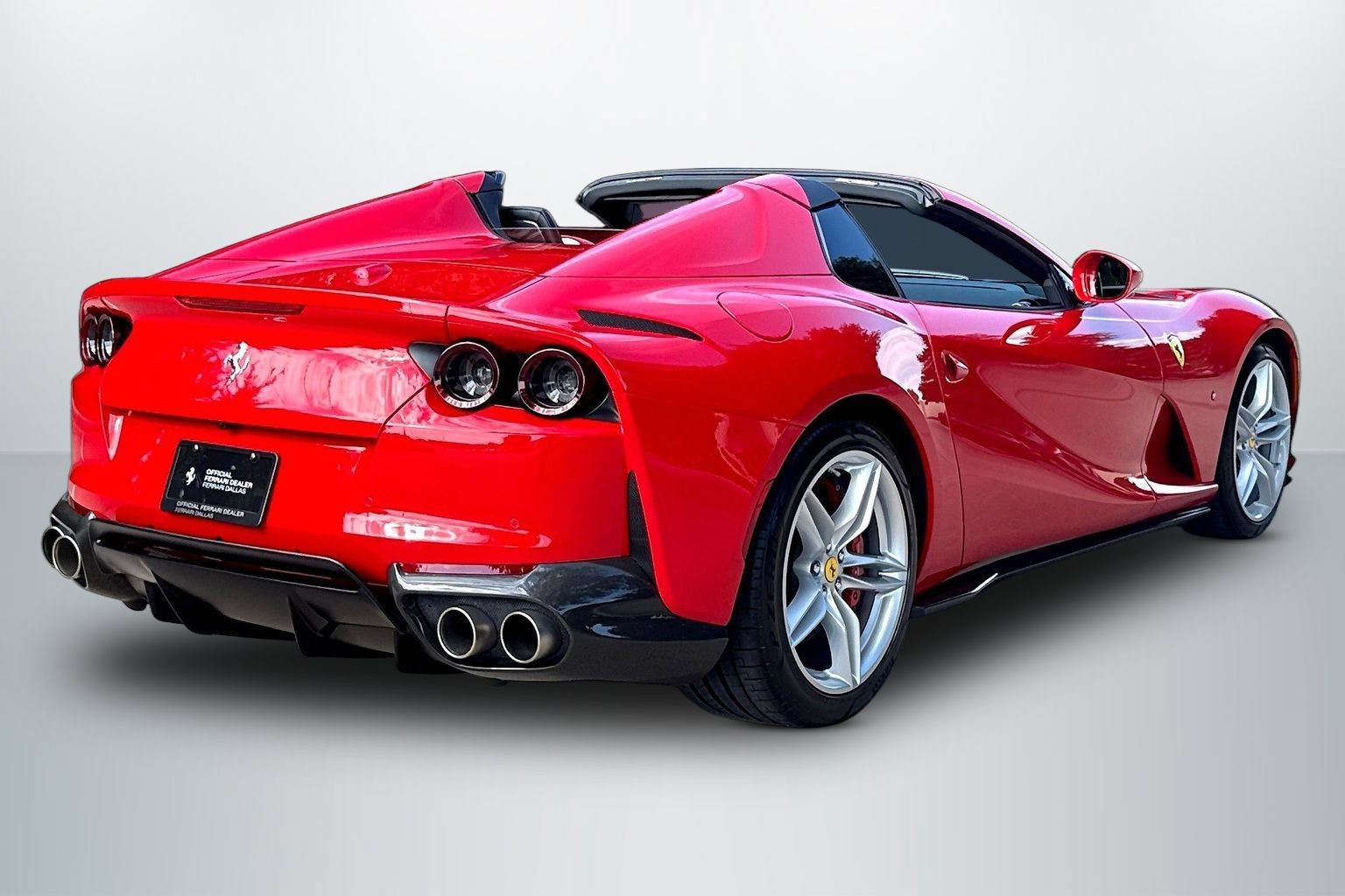 Used 2022 Ferrari 812 GTS RWD image 7