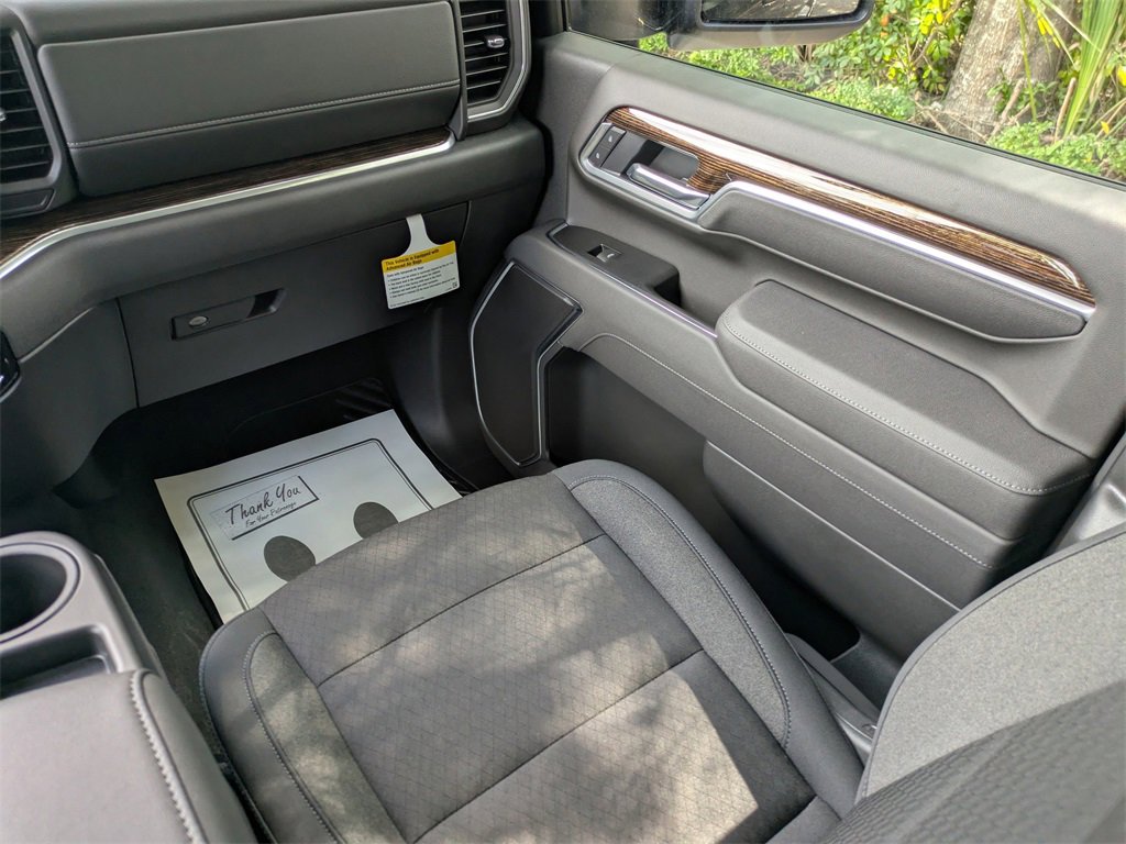 New 2026 GMC Sierra 2500 SLE image 21